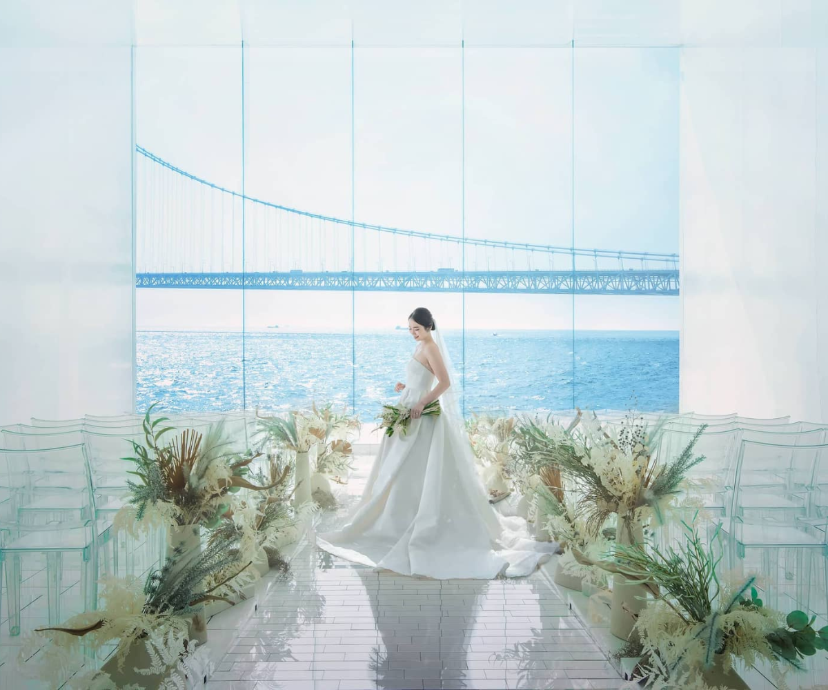 レトロ婚|ホテルセトレ神戸・舞子の海を一望できるチャペル