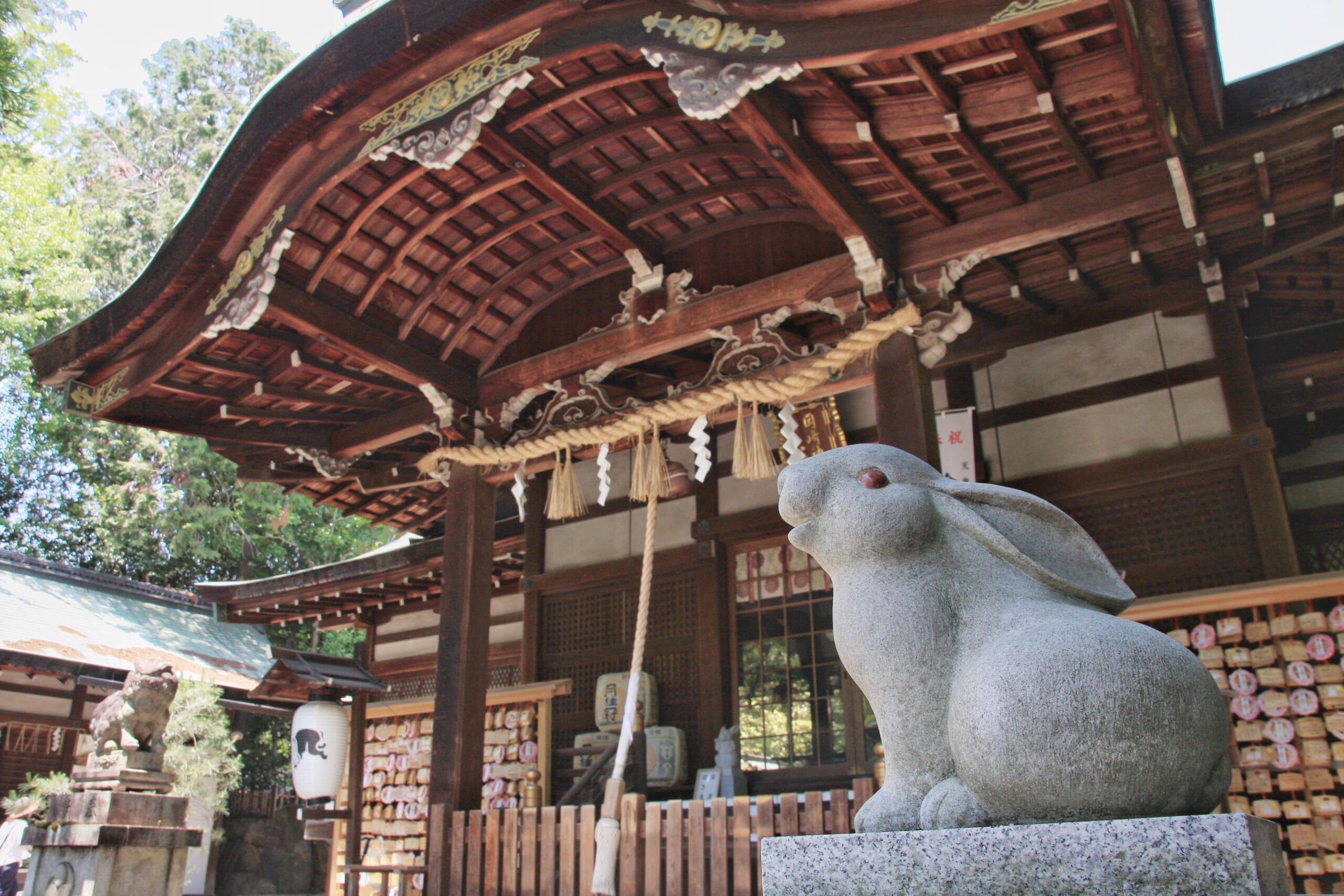 京都・東山、良縁成就のウサギ神社「岡崎神社」で叶う本格神社式|レトロ婚プロデュース