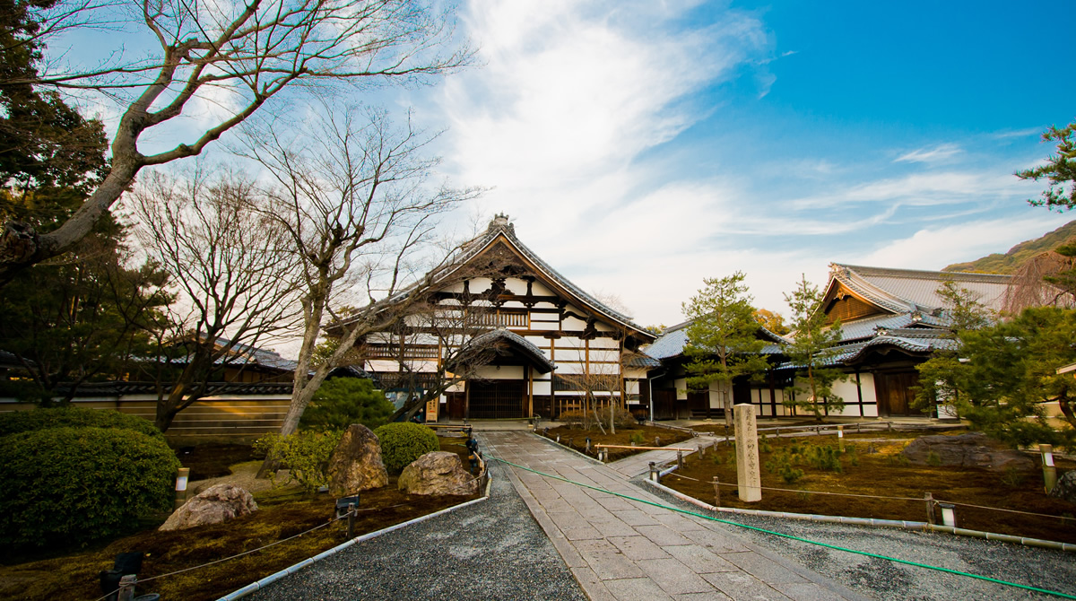 京都東山「高台寺」で叶える由緒正しき結婚式|レトロ婚プロデュース