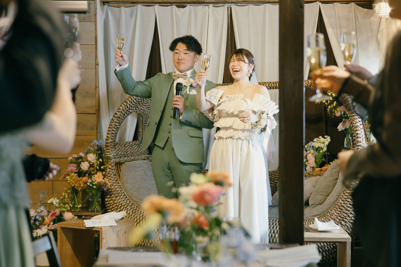 大阪難波「FUN SPACE DINER(ファンスペースダイナー)」の結婚式レポート|レトロ婚プロデュース
