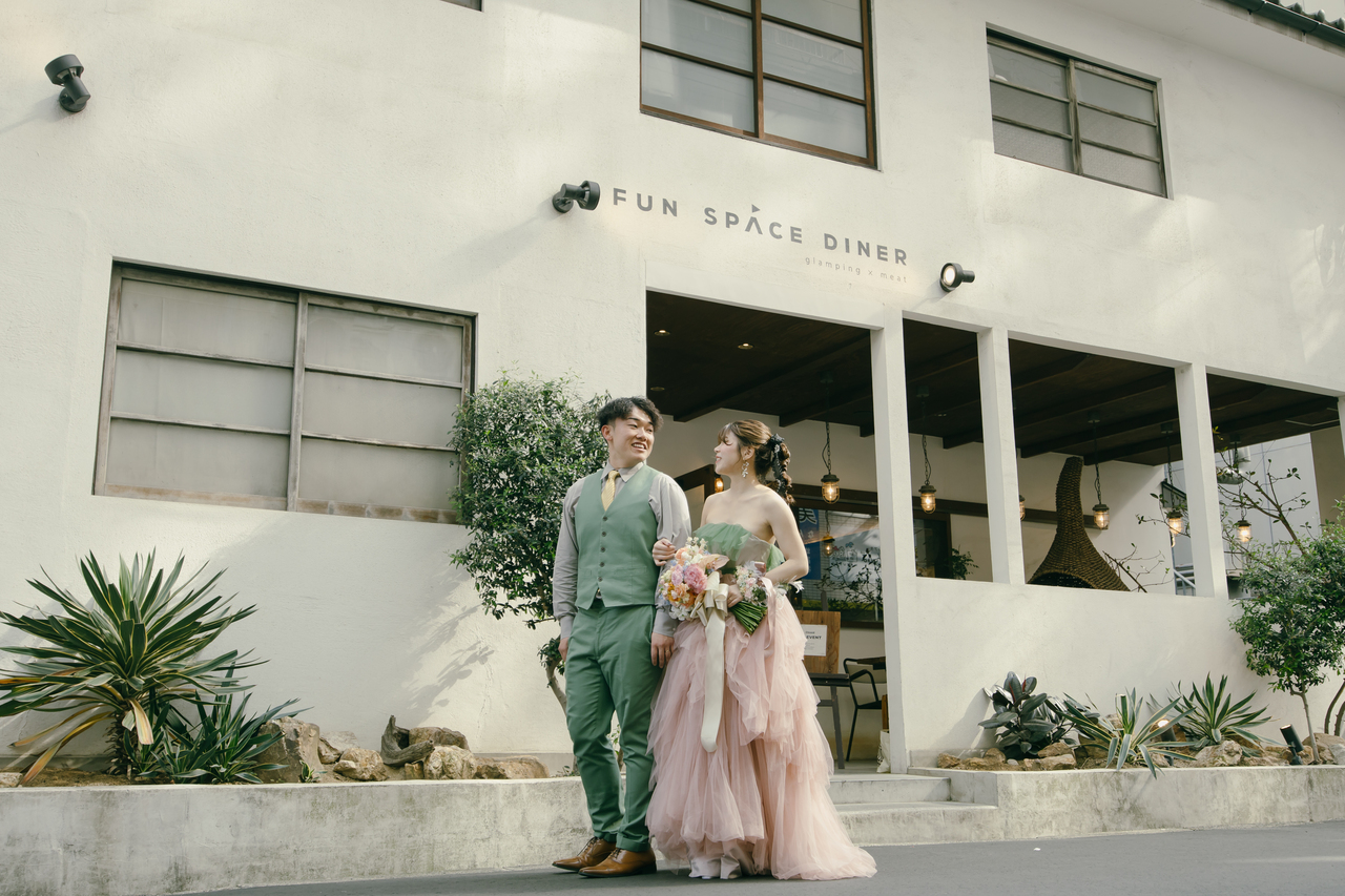 大阪難波「FUN SPACE DINER（ファンスペースダイナー）」の結婚式レポート｜レトロ婚プロデュース